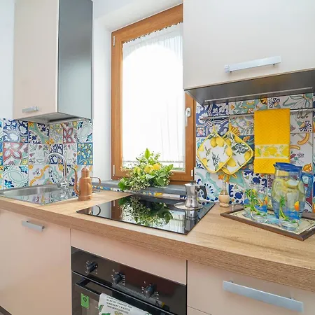 Apartament Tra Sole E Limoni