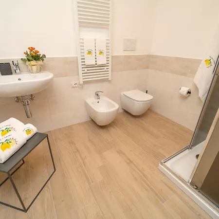 Apartament Tra Sole E Limoni