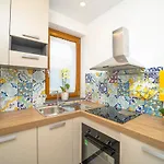 Tra Sole E Limoni Apartment *